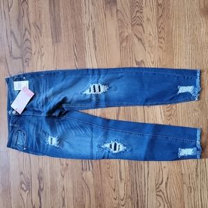 NWT Almost Famou Insta Slim Jeans